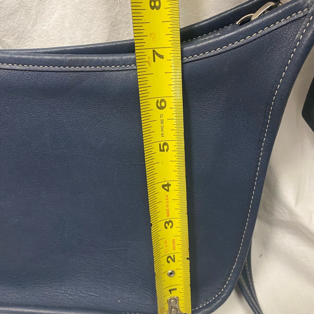 Vintage Coach Janice Legacy 9950 Leather Crossbody-Navy - Picture 10 of 12